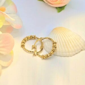 18 KARAT NECKLACE